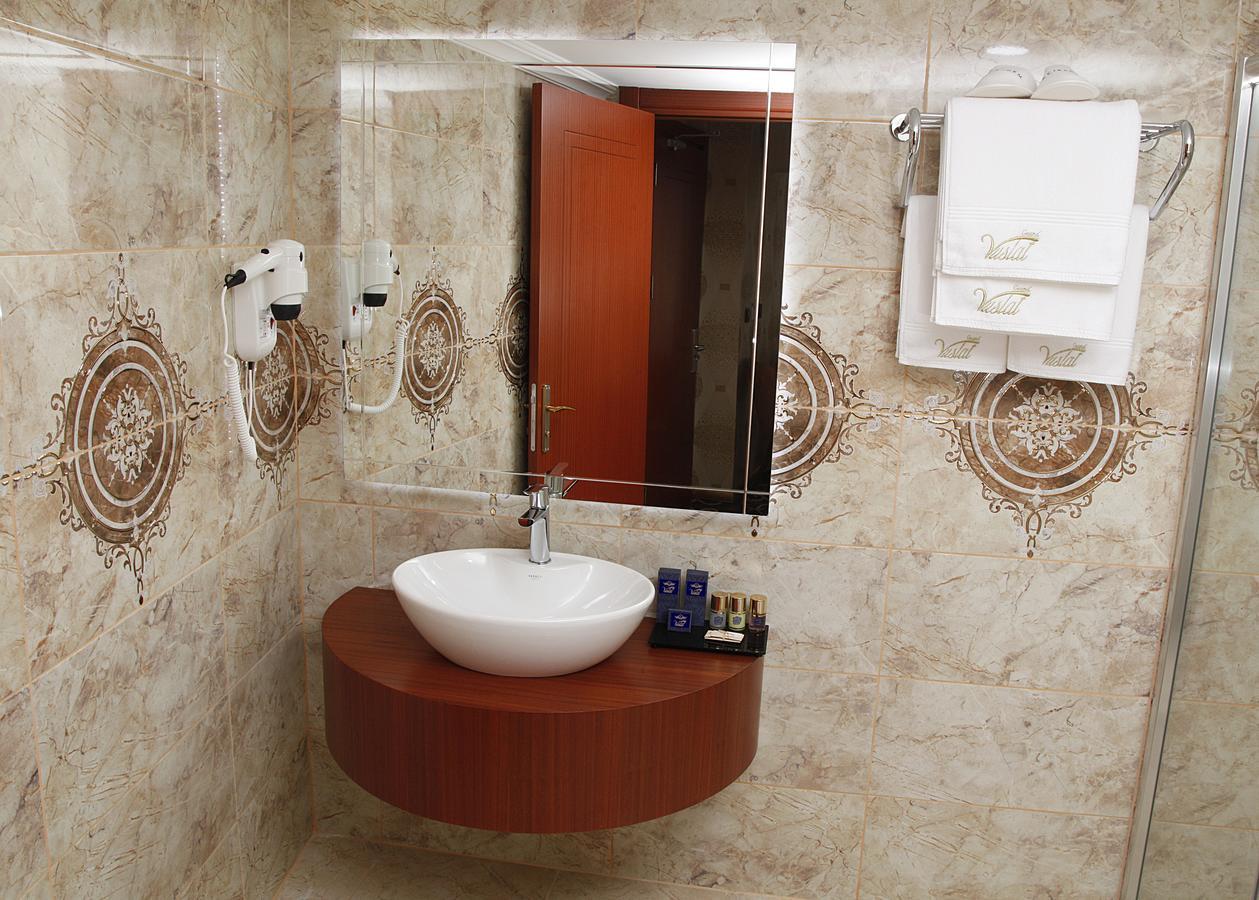 Hotel Grand Vuslat Trabzon Esterno foto