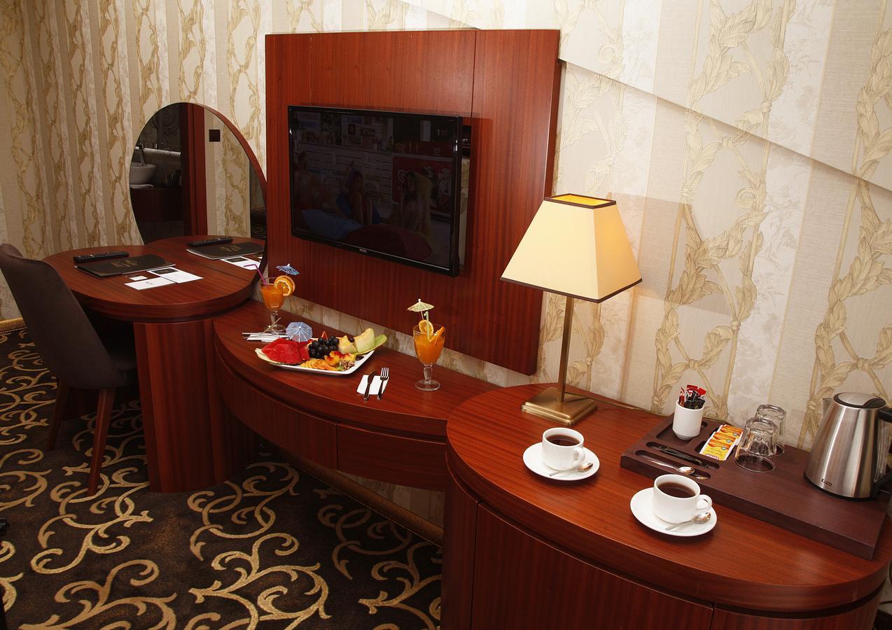 Hotel Grand Vuslat Trabzon Esterno foto