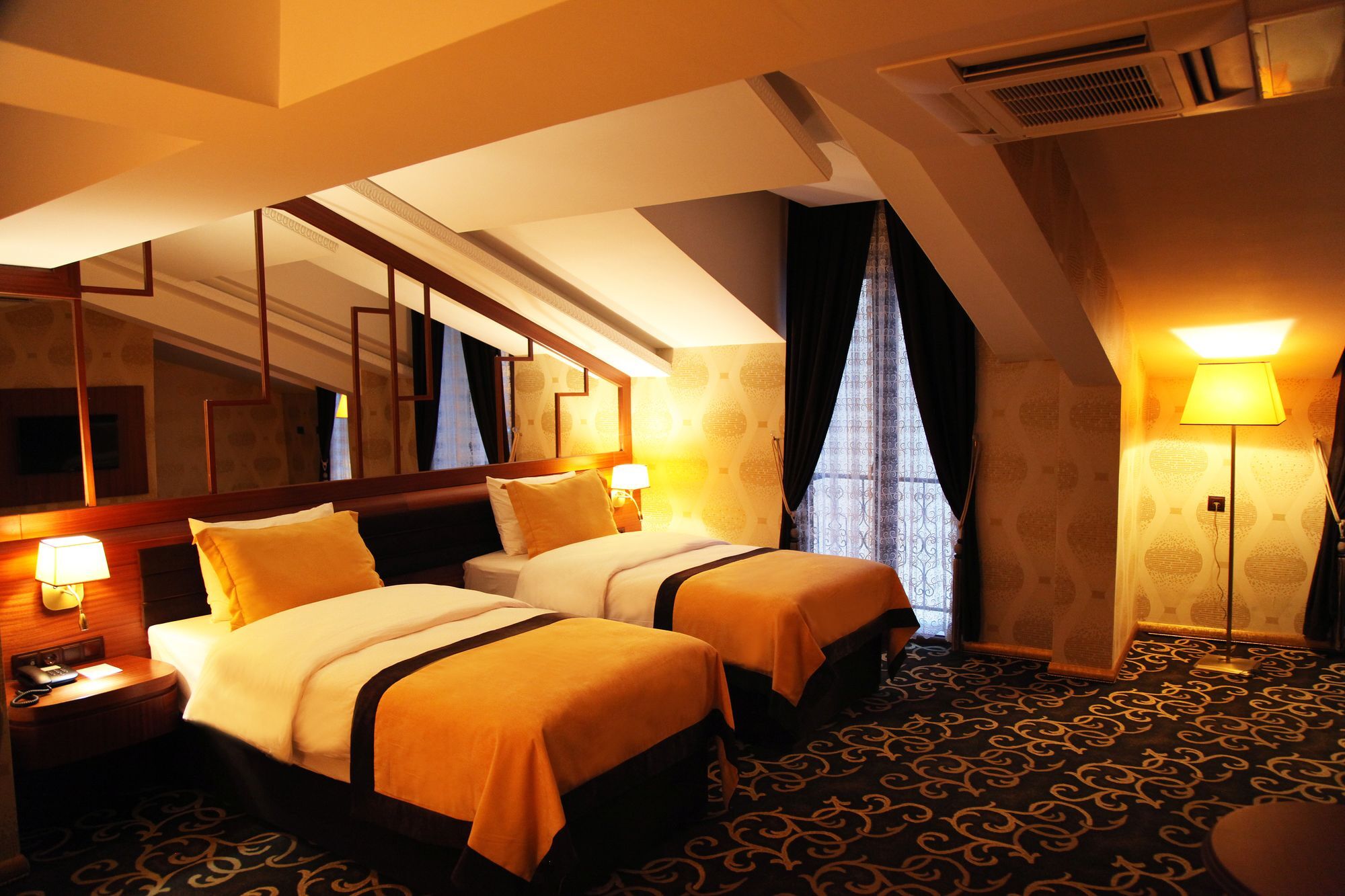 Hotel Grand Vuslat Trabzon Esterno foto