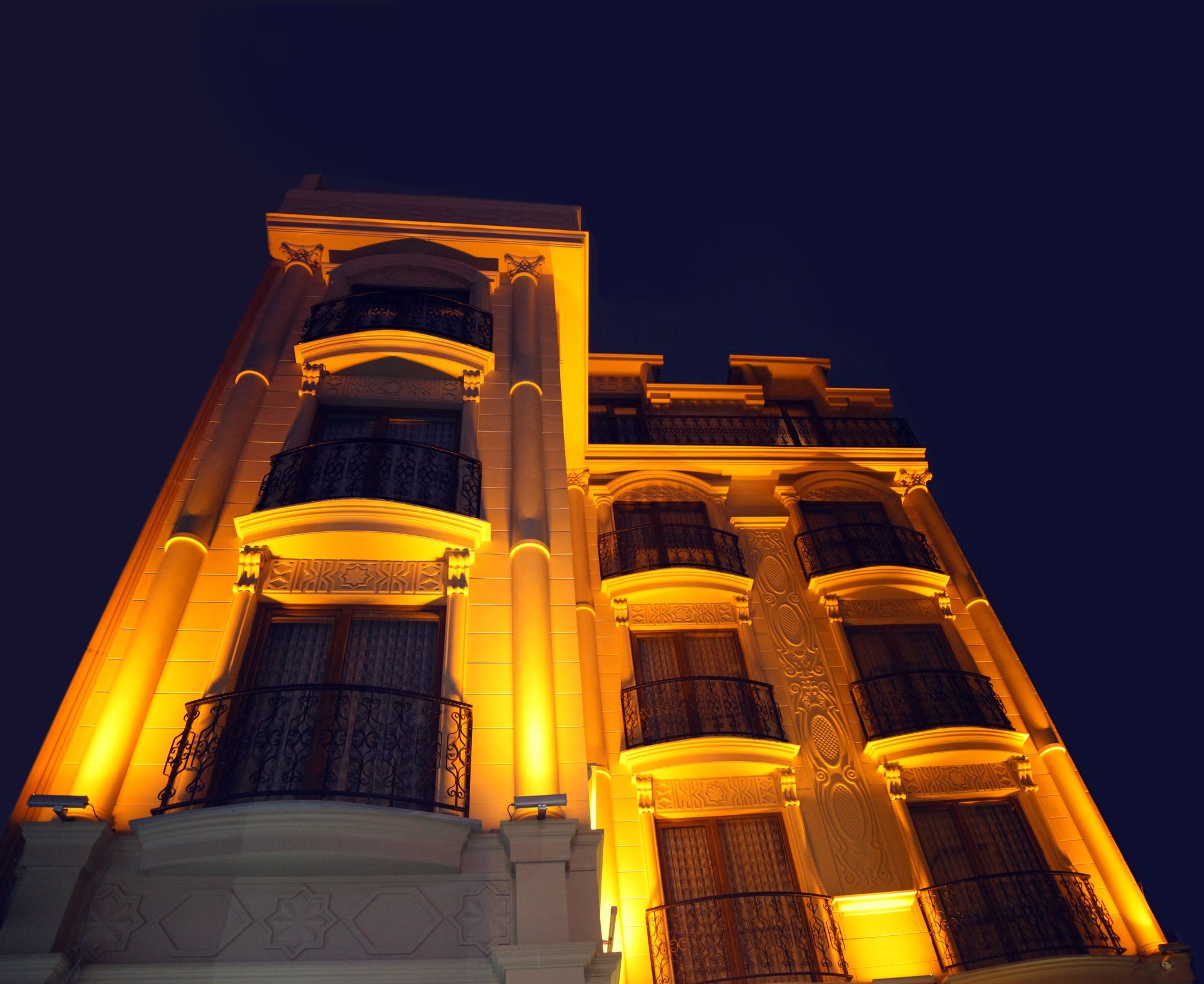 Hotel Grand Vuslat Trabzon Esterno foto