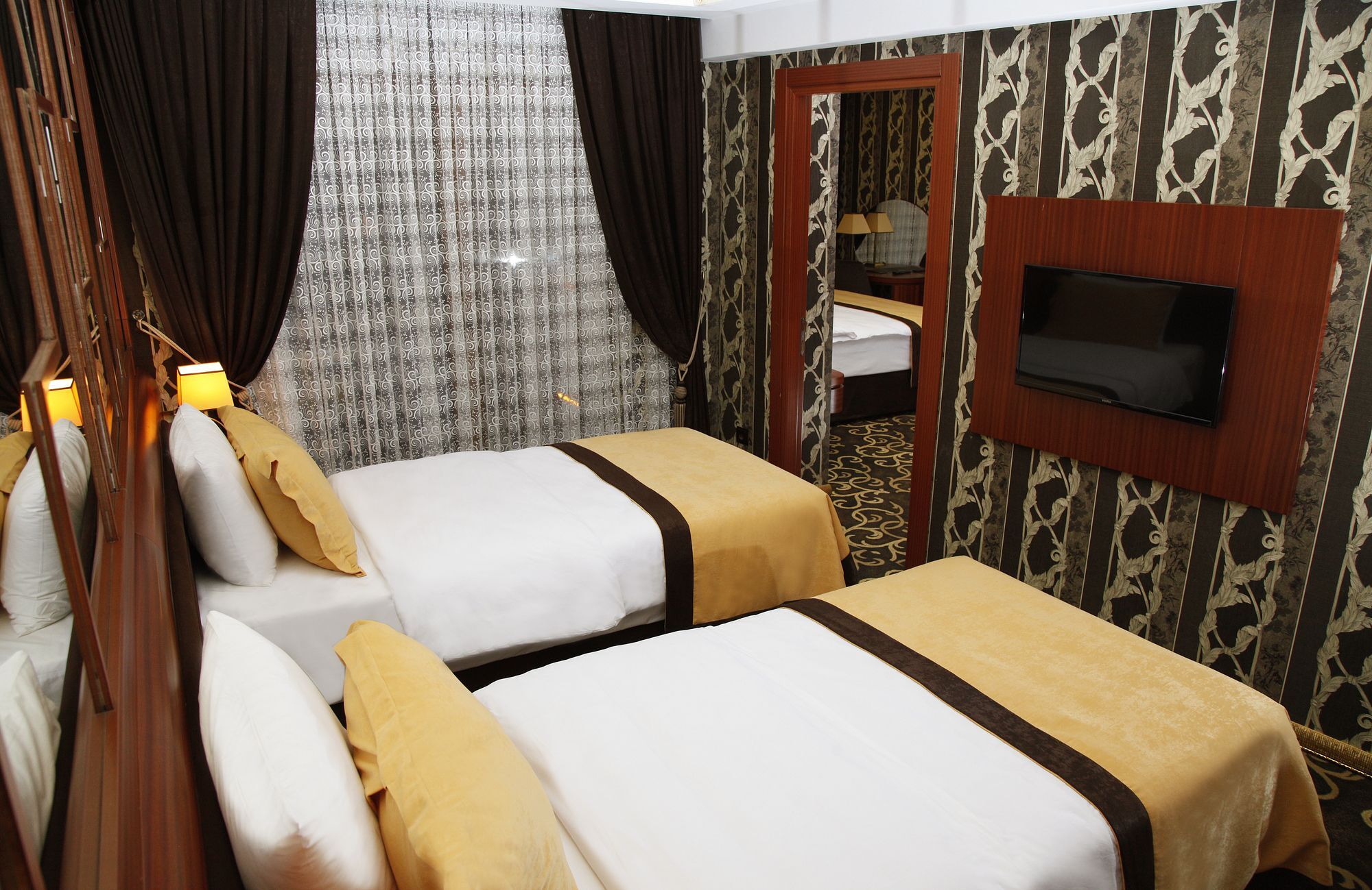 Hotel Grand Vuslat Trabzon Esterno foto